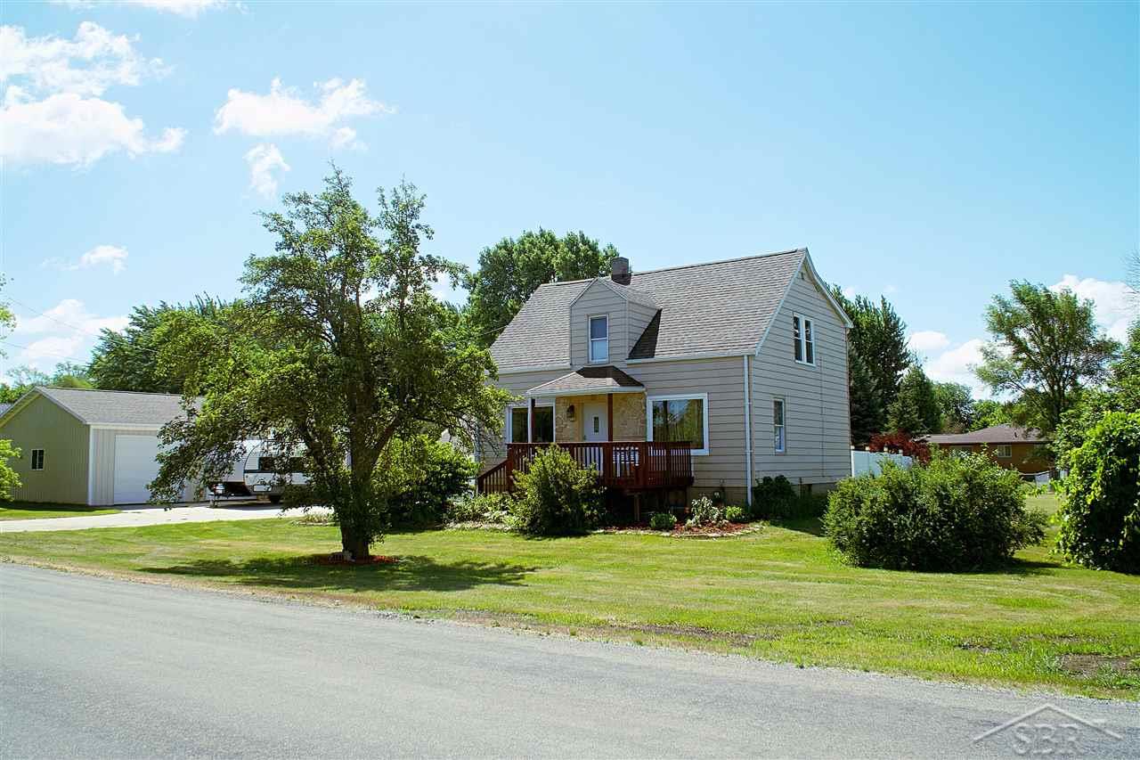 2491 German Bay City, MI 48708 - Photo 3 of 35 50035689-2.JPG