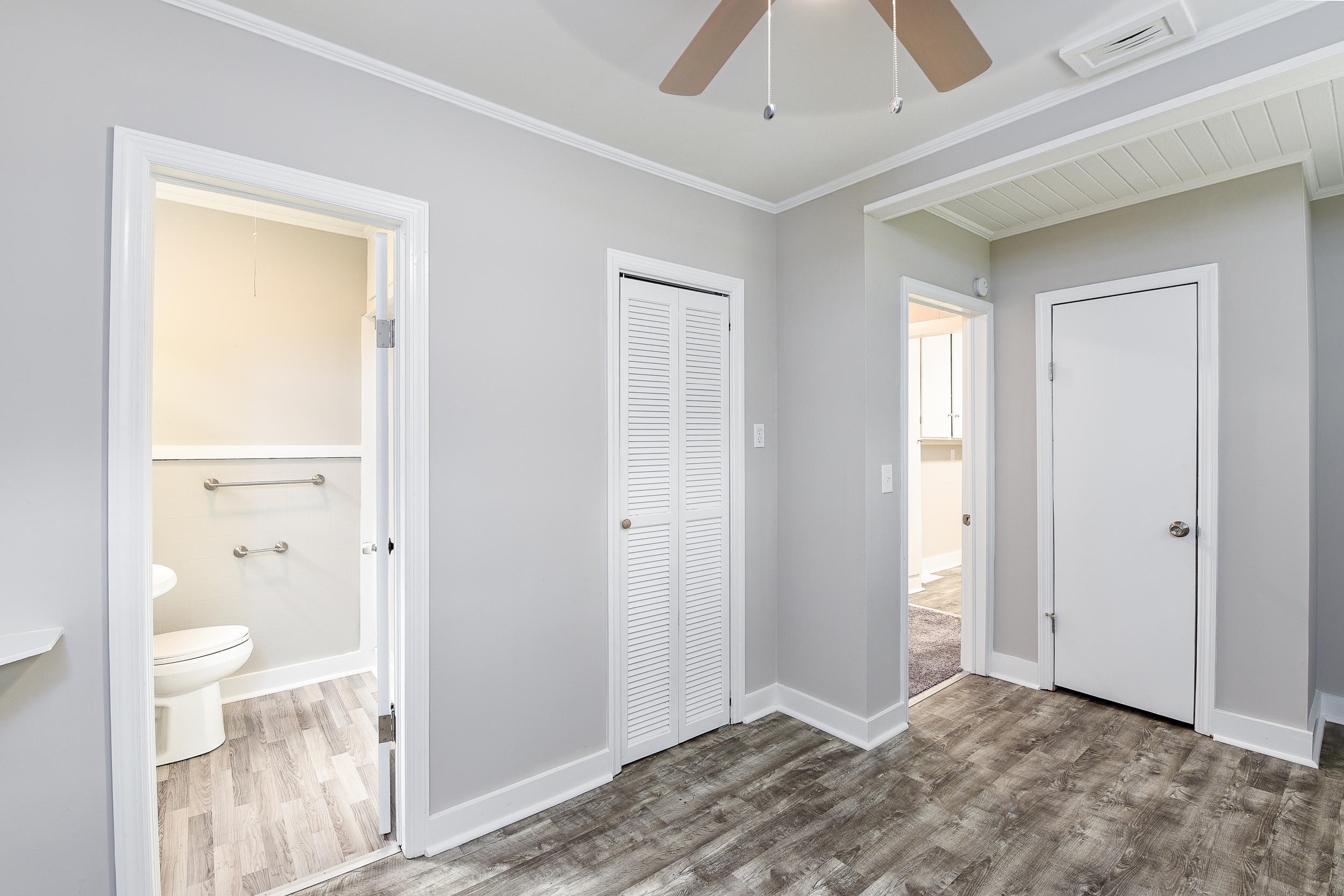 219 Overhill Road Walterboro, SC 29488 - Photo 11 of 28 DSC_1923-Edit