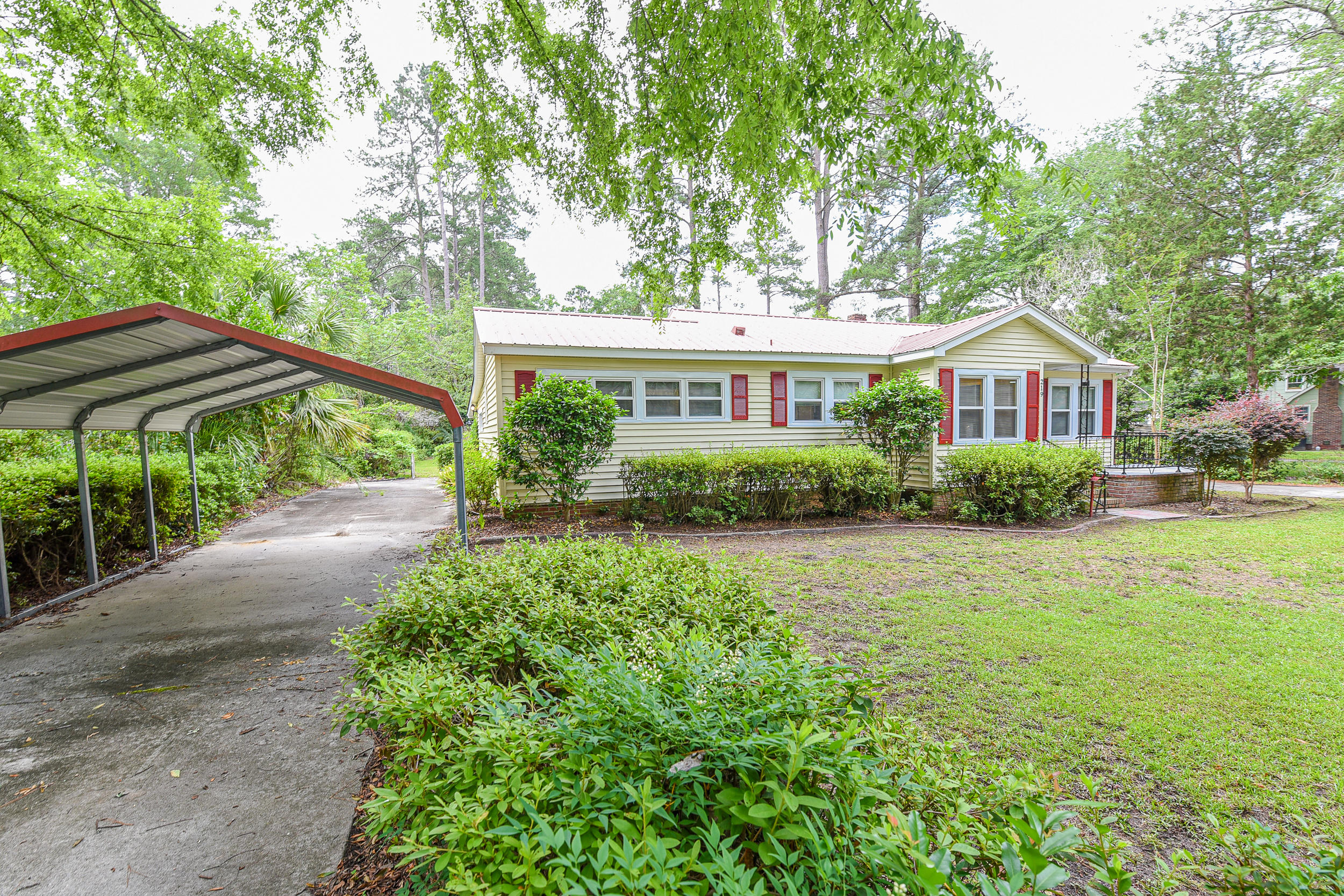 219 Overhill Road Walterboro, SC 29488 - Photo 17 of 28 DSC_1952
