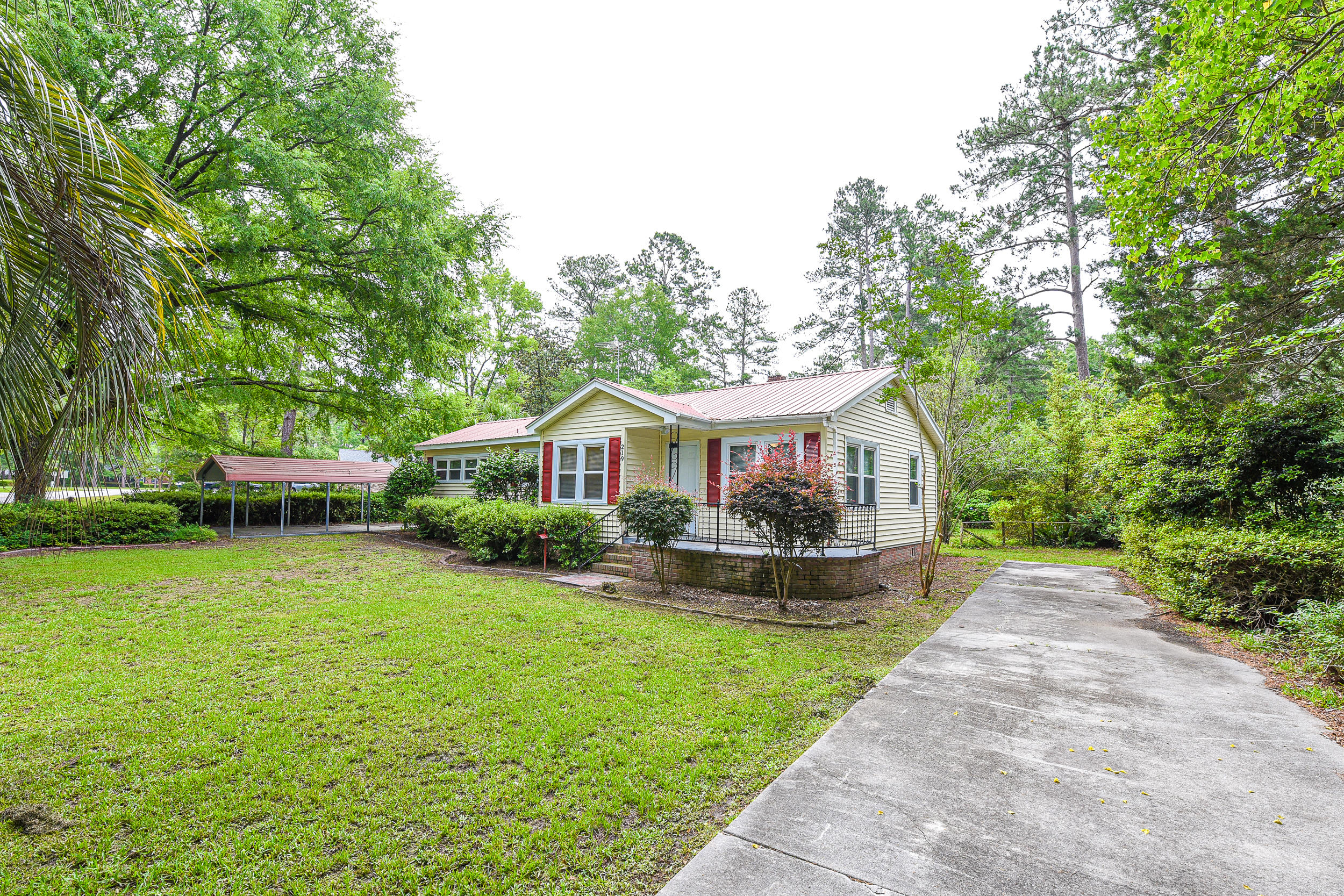 219 Overhill Road Walterboro, SC 29488 - Photo 18 of 28 DSC_1947