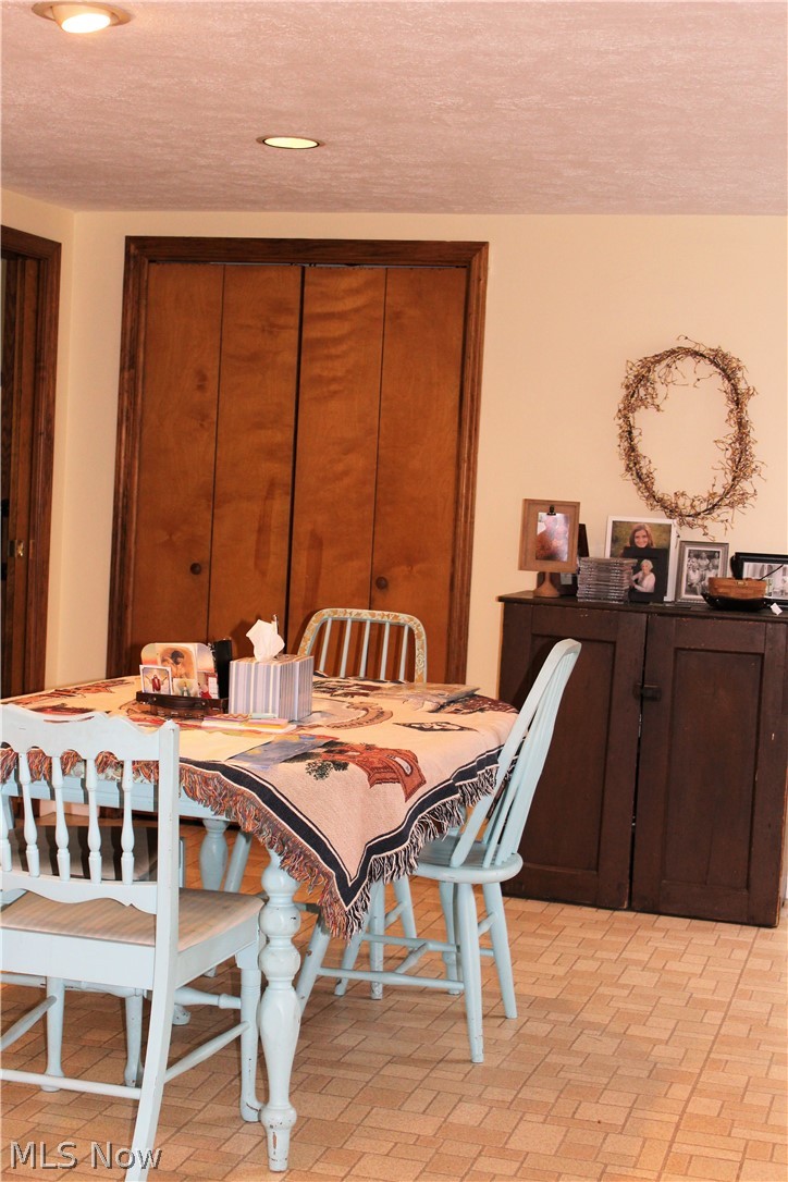 859 Reimer Road Wadsworth, OH 44281 - Photo 10 of 17