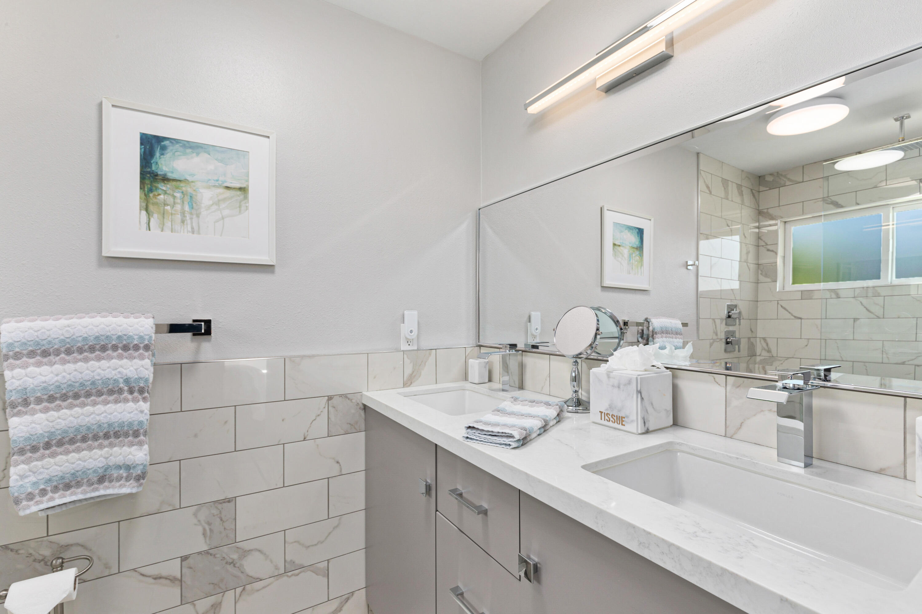 74155 Mockingbird Trail Indian Wells, CA 92210 - Photo 25 of 55 a bathroom with a double vanity sink mirror and