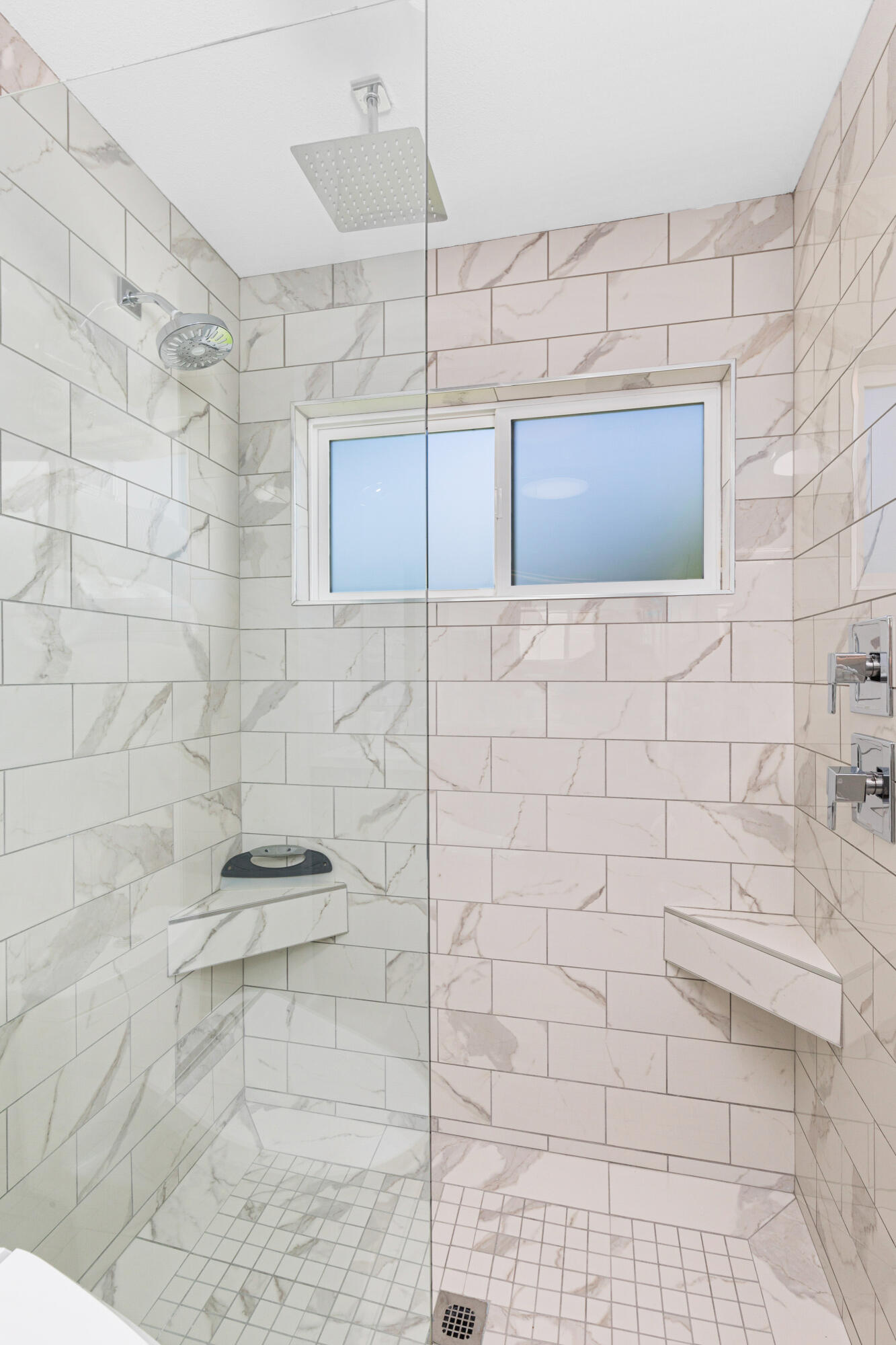 74155 Mockingbird Trail Indian Wells, CA 92210 - Photo 26 of 55 a bathroom with a shower