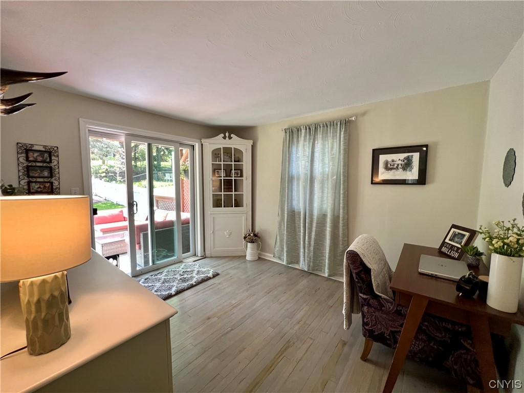 920 Beverly Drive Camillus, NY 13219 - Photo 20 of 39