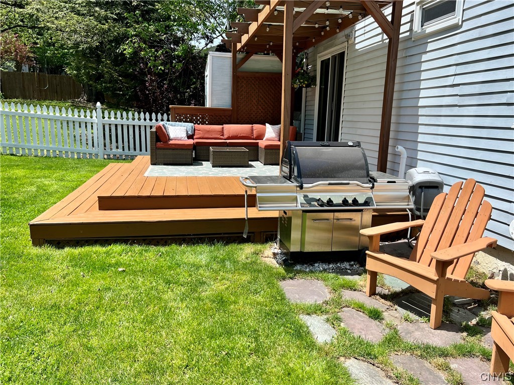 920 Beverly Drive Camillus, NY 13219 - Photo 37 of 39