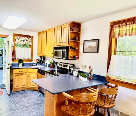 $425,000 | 1952 A Monroe Road, Littleton, NH 03561