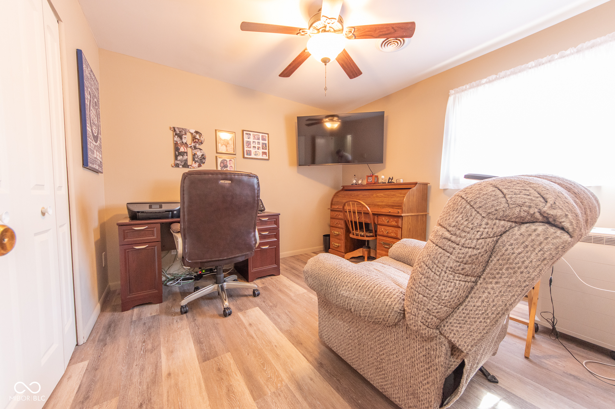 2855 12th Street Columbus, IN 47201 - Photo 18 of 28