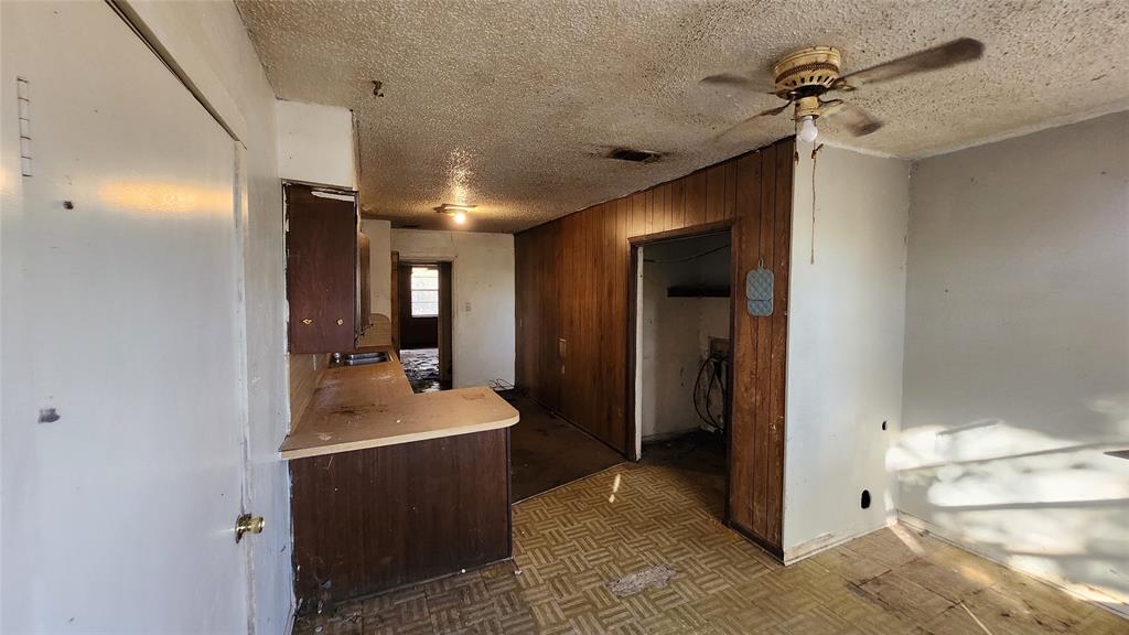 2518 Laney Road Denton, TX 76208 - Photo 10 of 12 a bathroom with a sink and mirror