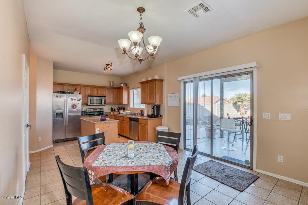 3618 West Vineyard Road Phoenix, AZ 85041 - Photo 13 of 33 13-Vineyard