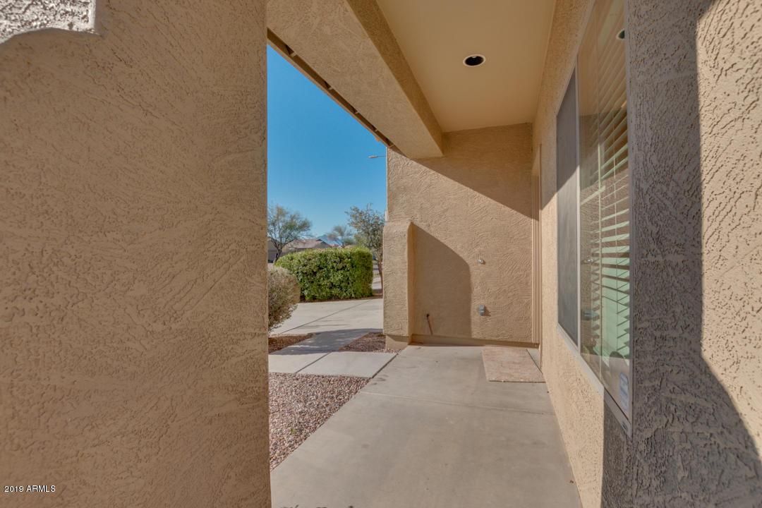 3618 West Vineyard Road Phoenix, AZ 85041 - Photo 4 of 33 04-Vineyard