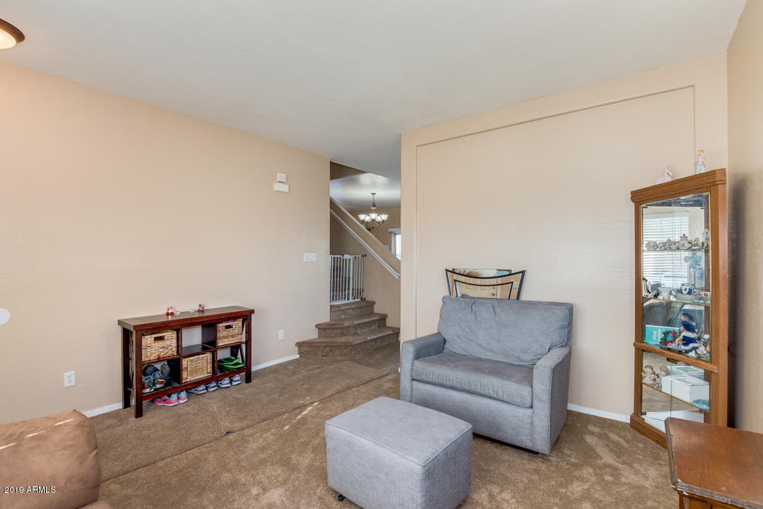 3618 West Vineyard Road Phoenix, AZ 85041 - Photo 7 of 33 07-Vineyard