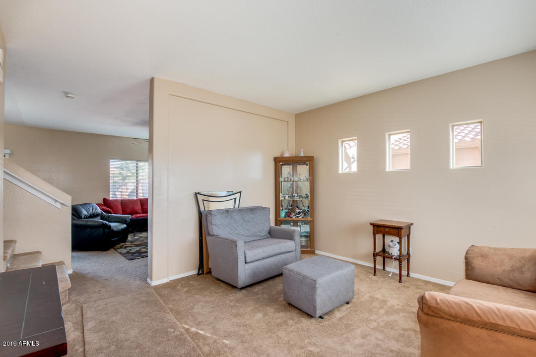 3618 West Vineyard Road Phoenix, AZ 85041 - Photo 8 of 33 08-Vineyard