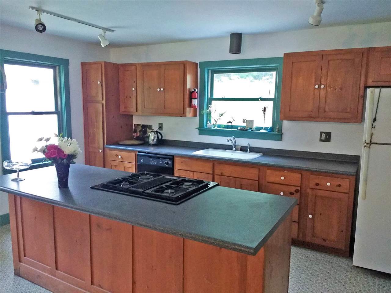 453 East West Road Dummerston, VT 05346 - Photo 13 of 26