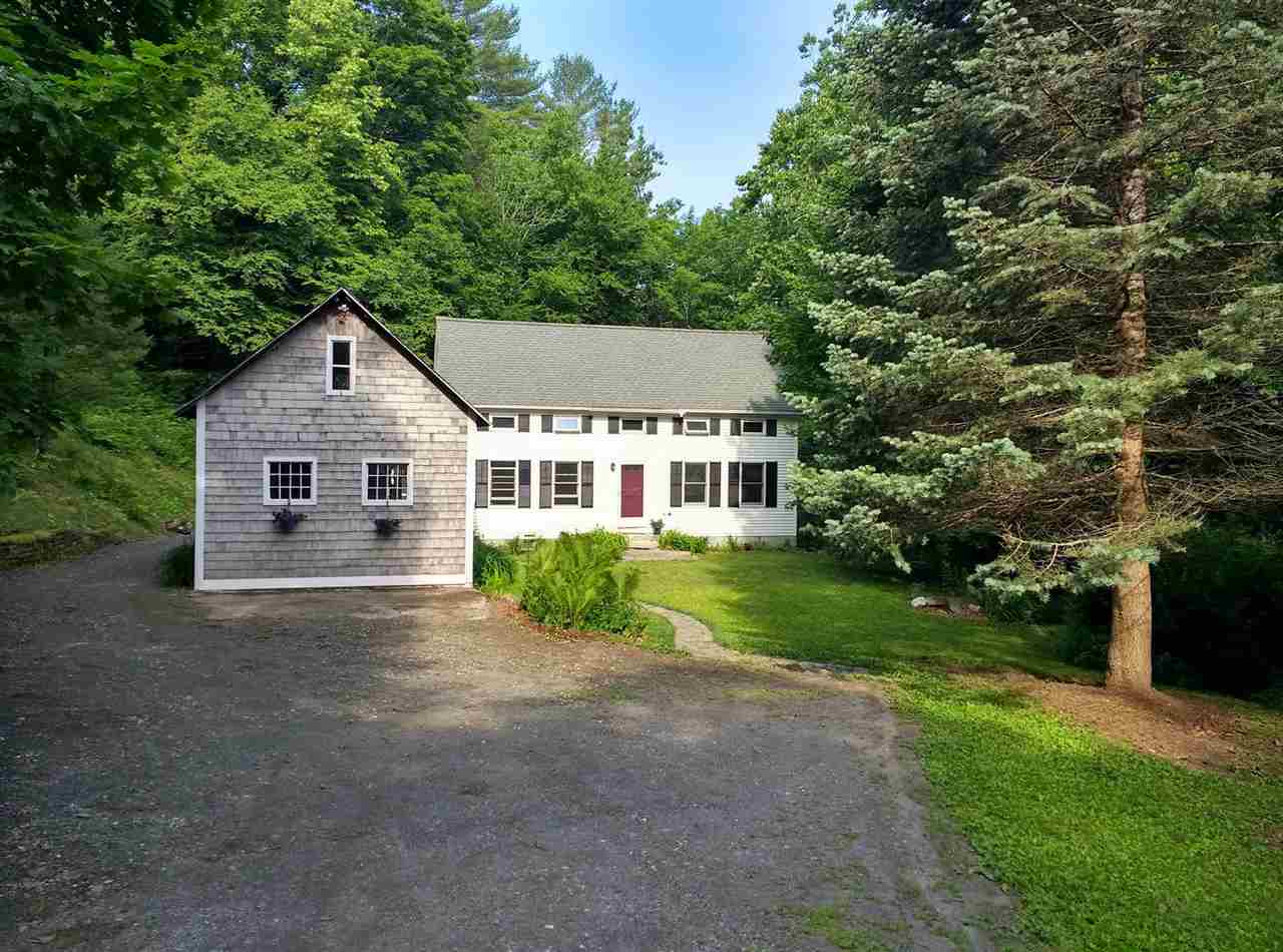 453 East West Road Dummerston, VT 05346 - Photo 3 of 26