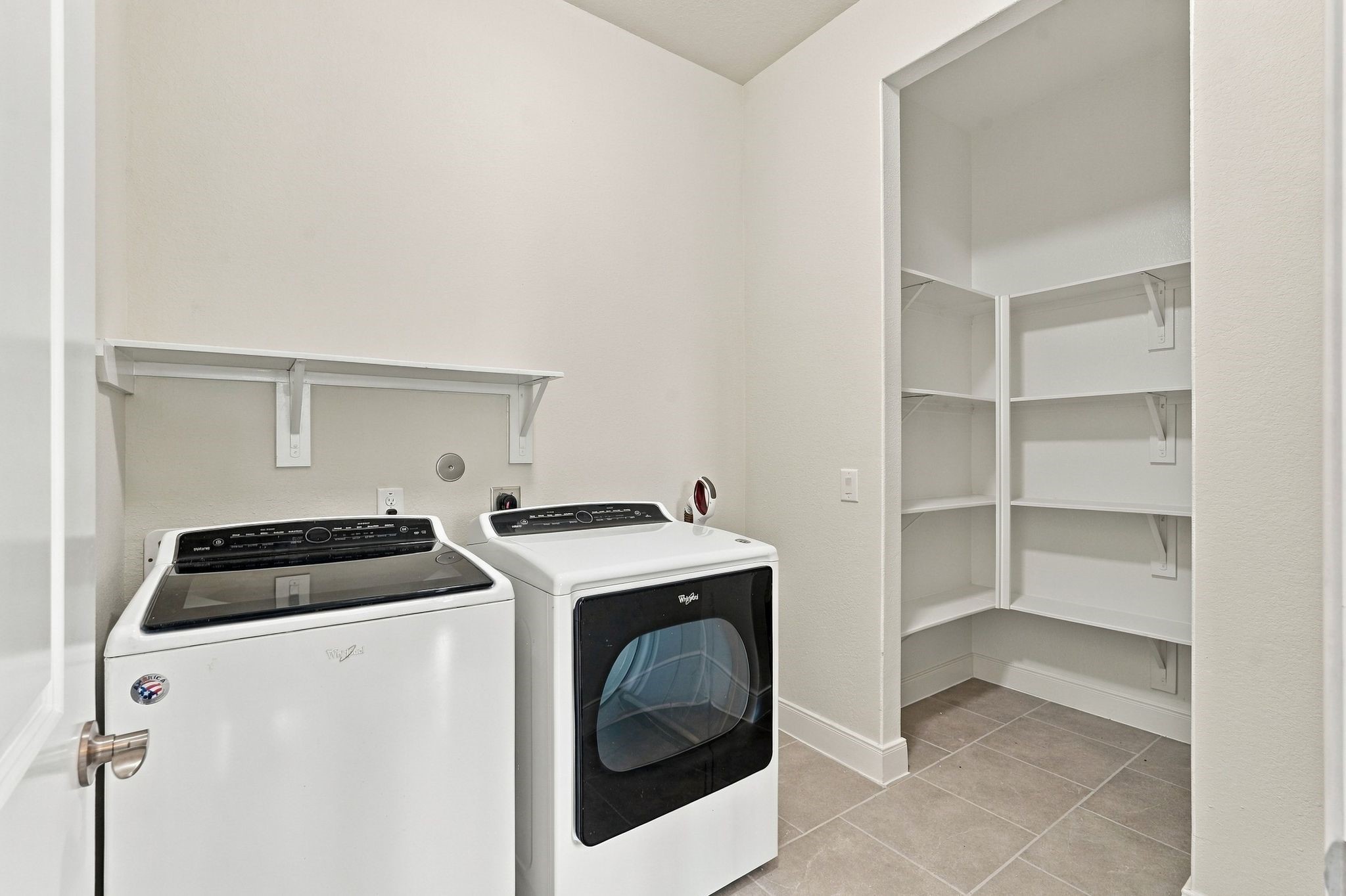 163 Chestnut Bay Spring, TX 77382 - Photo 17 of 39 Washer and dryer included!