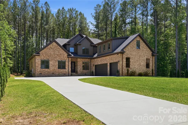 $1,100,000 | 145 Crooked Branch, Troutman, NC 28166