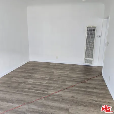 $1,850 | 1629 1/2 North Harvard Boulevard, Los Angeles, CA 90027