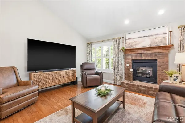 $669,900 | 216 Deer View Drive, Troy, MO 63379