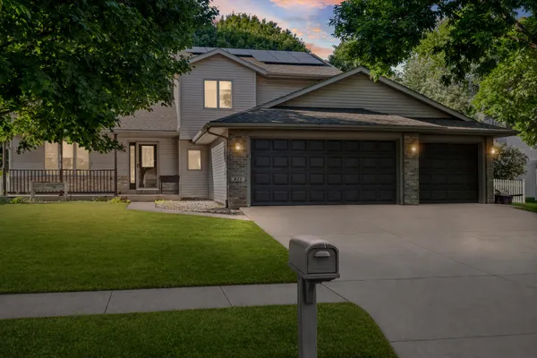 $434,900 | 823 Windhill Street, Onalaska, WI 54650