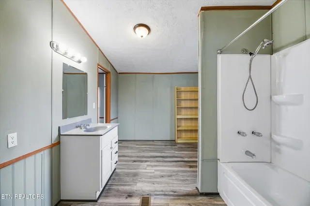 $255,000 | 418 County Road 61, Riceville, TN 37370