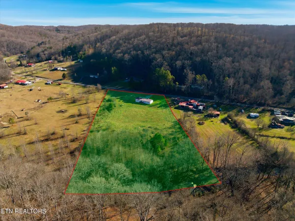$255,000 | 418 County Road 61, Riceville, TN 37370