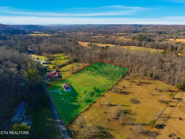 $255,000 | 418 County Road 61, Riceville, TN 37370