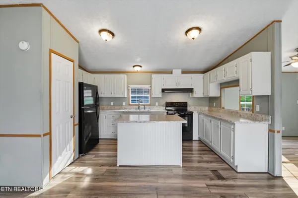 $255,000 | 418 County Road 61, Riceville, TN 37370