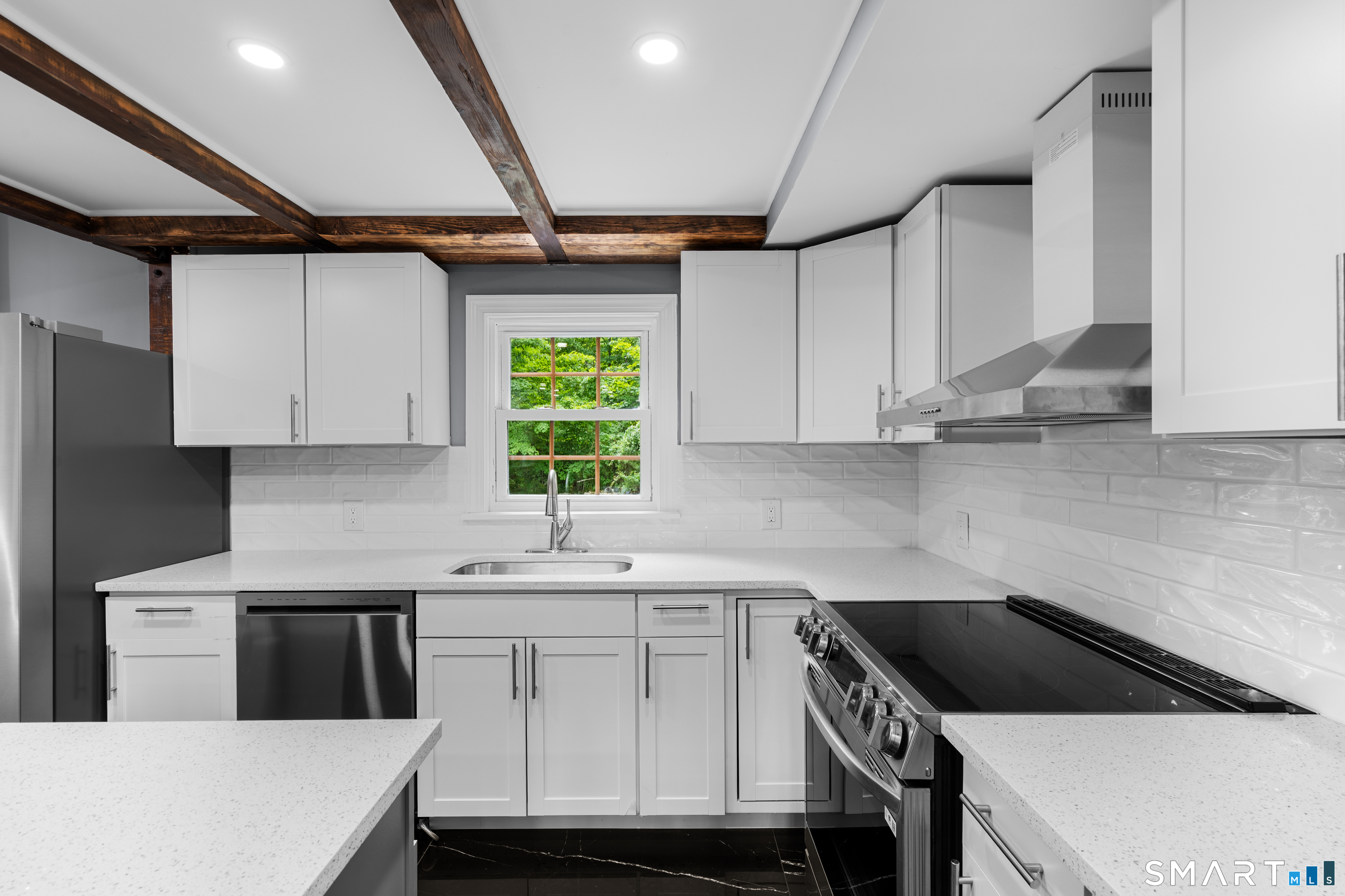 195 Reaching Hill Road Winchester, CT 06098 - Photo 7 of 36