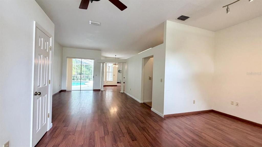 9639 Fox Hearst Road Tampa, FL 33647 - Photo 3 of 29