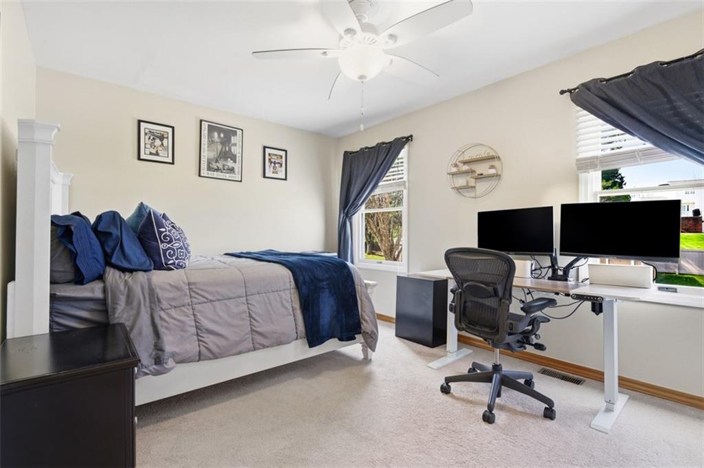 44 Rodgers Drive Coraopolis, PA 15108 - Photo 24 of 42 a bedroom with a workspace