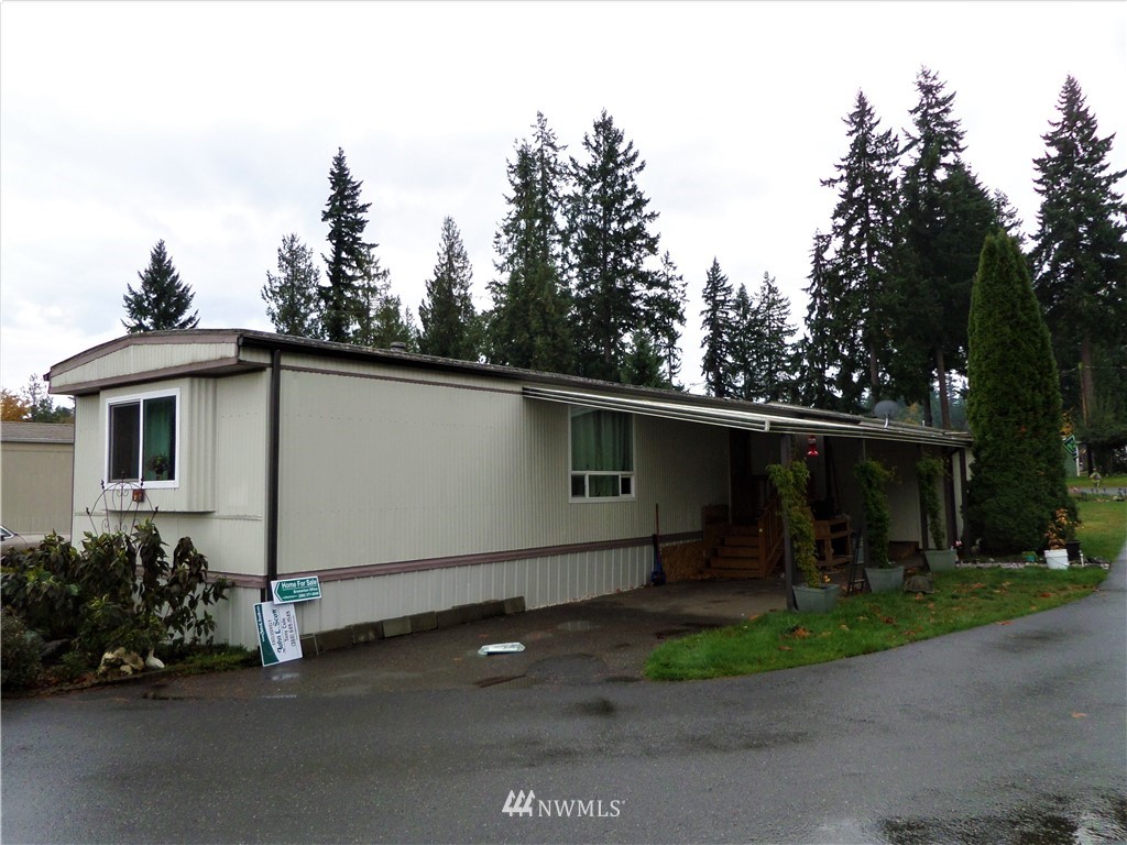 2800 Erlands Point Road Northwest, Unit 30 Bremerton, WA 98312 - Photo 3 of 3 Gallery Image 3