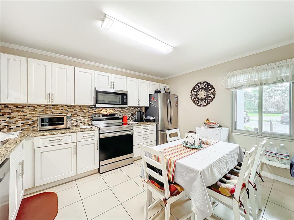 12 Escondido Court, Unit 113 Altamonte Springs, FL 32701 - Photo 9 of 33