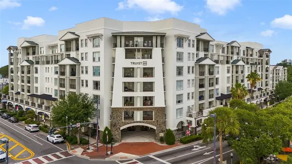 $795,000 | 2305 Edgewater Drive, Unit 1210, Orlando, FL 32804