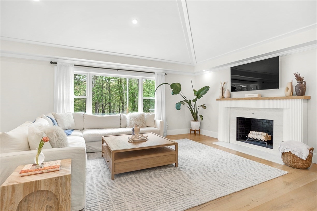 41 Sunset Road Winchester, MA 01890 - Photo 11 of 42