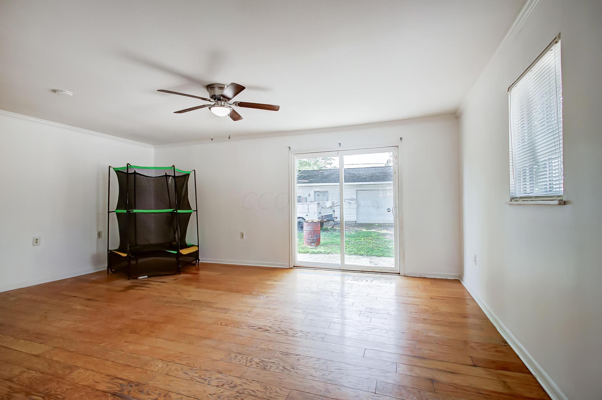 965 Hilock Road Columbus, OH 43207 - Photo 13 of 31 011