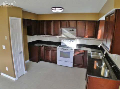 13450 North Road Fenton, MI 48430 - Photo 2 of 33 20424558-1.JPG