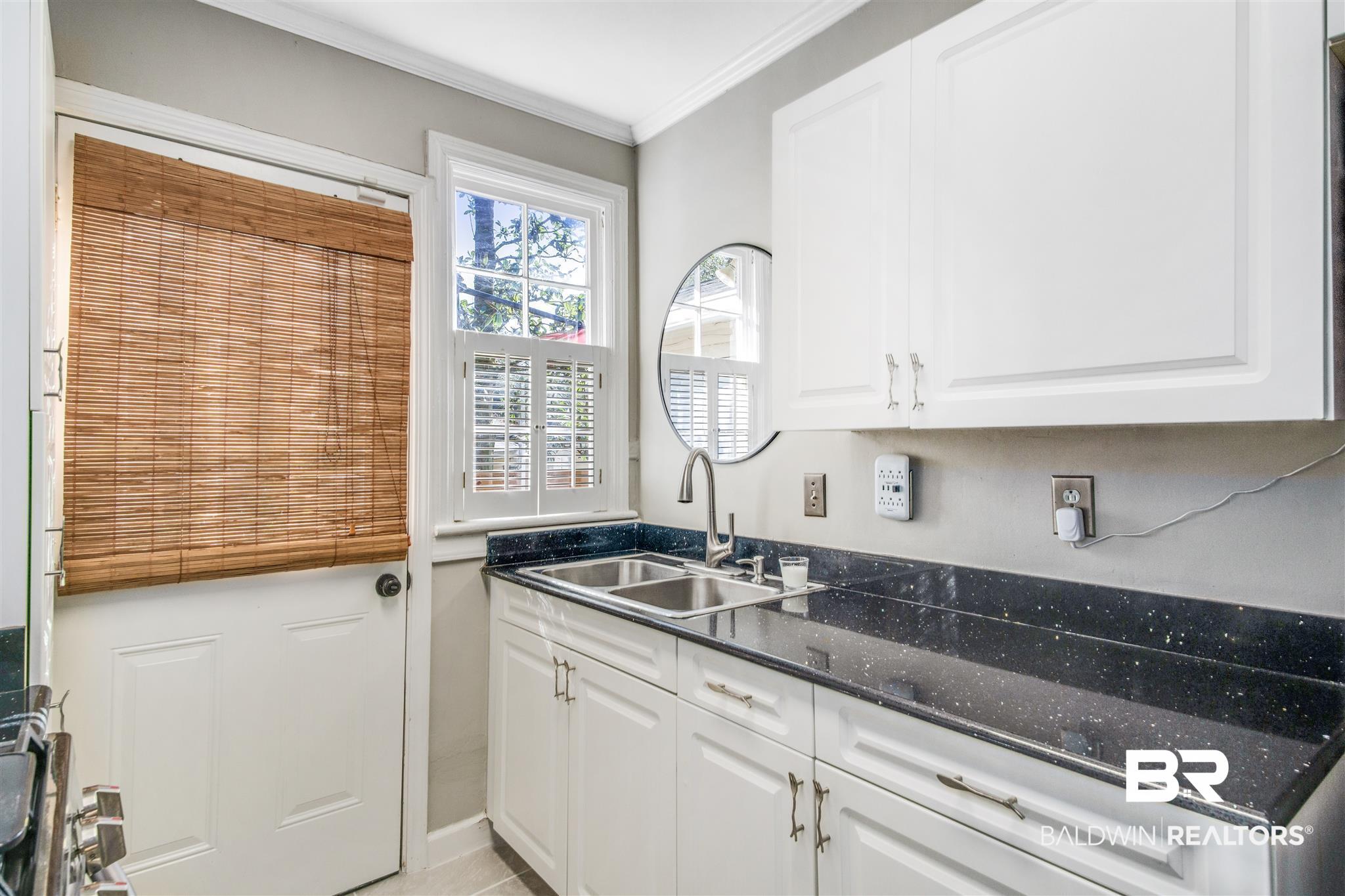 255 Azalea Circle West Mobile, AL 36608 - Photo 10 of 25