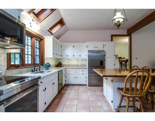 7 Wakeland Road Dover, MA 02030 - Photo 6 of 29 Gallery Image 6