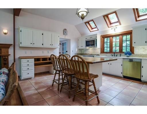 7 Wakeland Road Dover, MA 02030 - Photo 9 of 29 Gallery Image 9