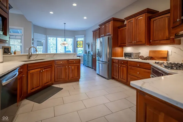 $919,900 | 5964 Heaton Pass, Carmel, IN 46033