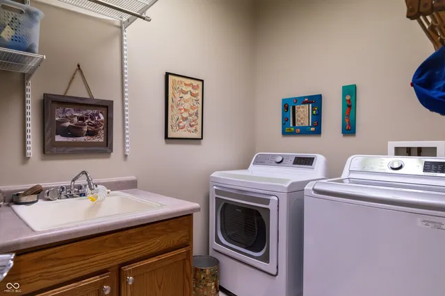 $919,900 | 5964 Heaton Pass, Carmel, IN 46033