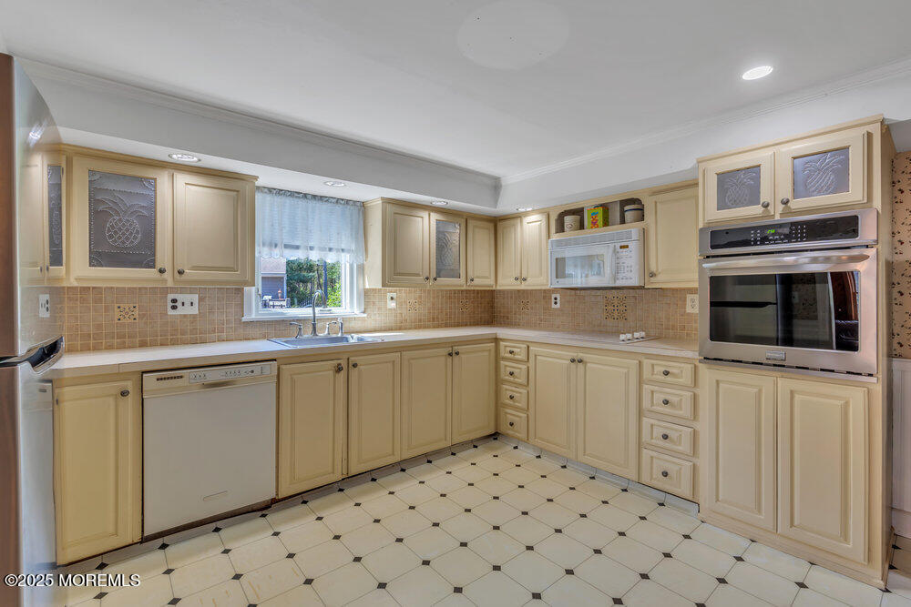 4803 Megill Road Neptune, NJ 07753 - Photo 19 of 50 037_dsc02361_322