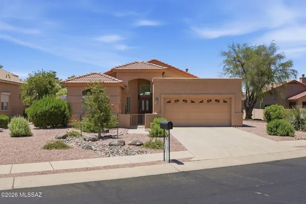 $430,000 | 430 East Desert Golf Place, Oro Valley, AZ 85737
