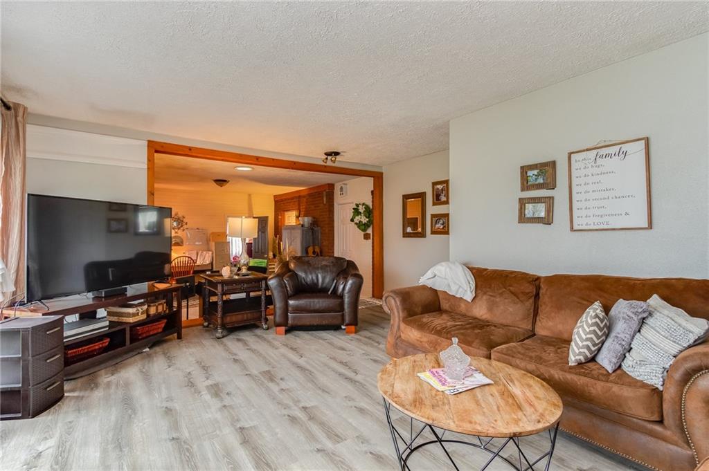 1690 Old Brodhead Road Monaca, PA 15061 - Photo 2 of 16 Gallery Image 2