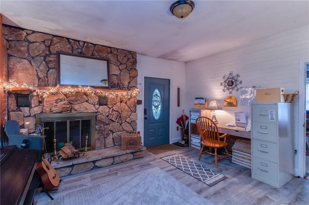 1690 Old Brodhead Road Monaca, PA 15061 - Photo 3 of 16 Gallery Image 3