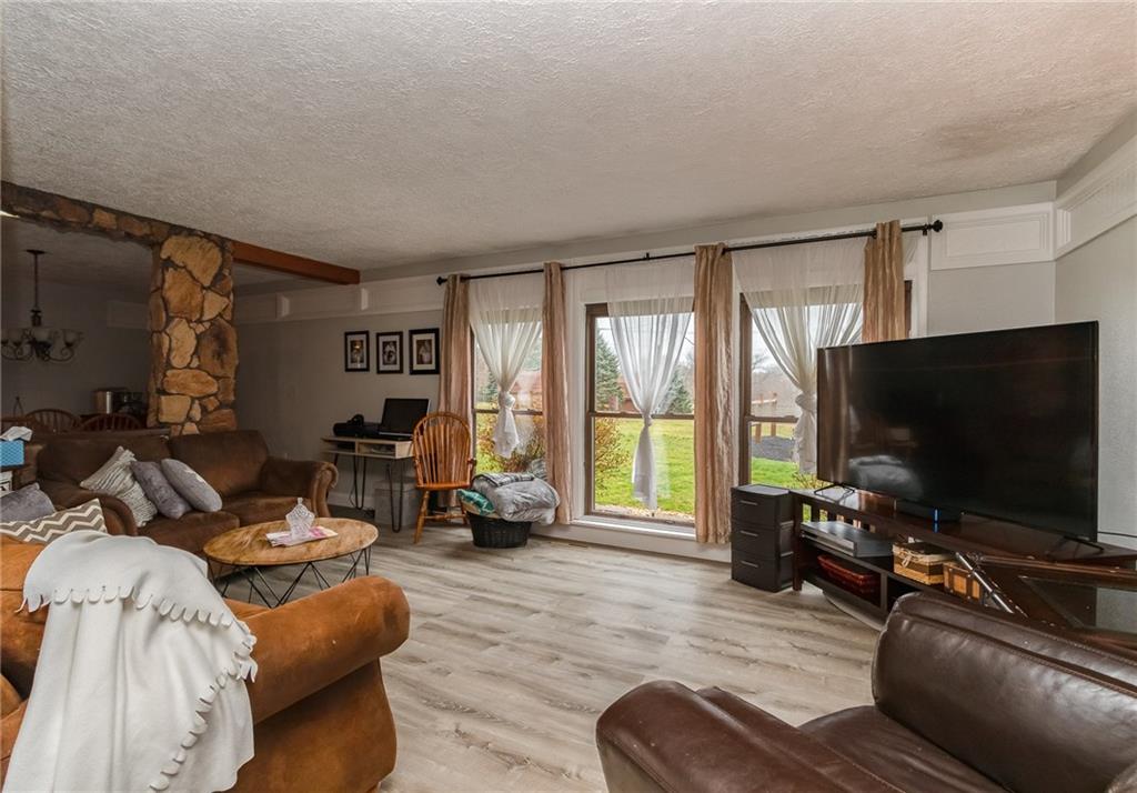 1690 Old Brodhead Road Monaca, PA 15061 - Photo 6 of 16 Gallery Image 6