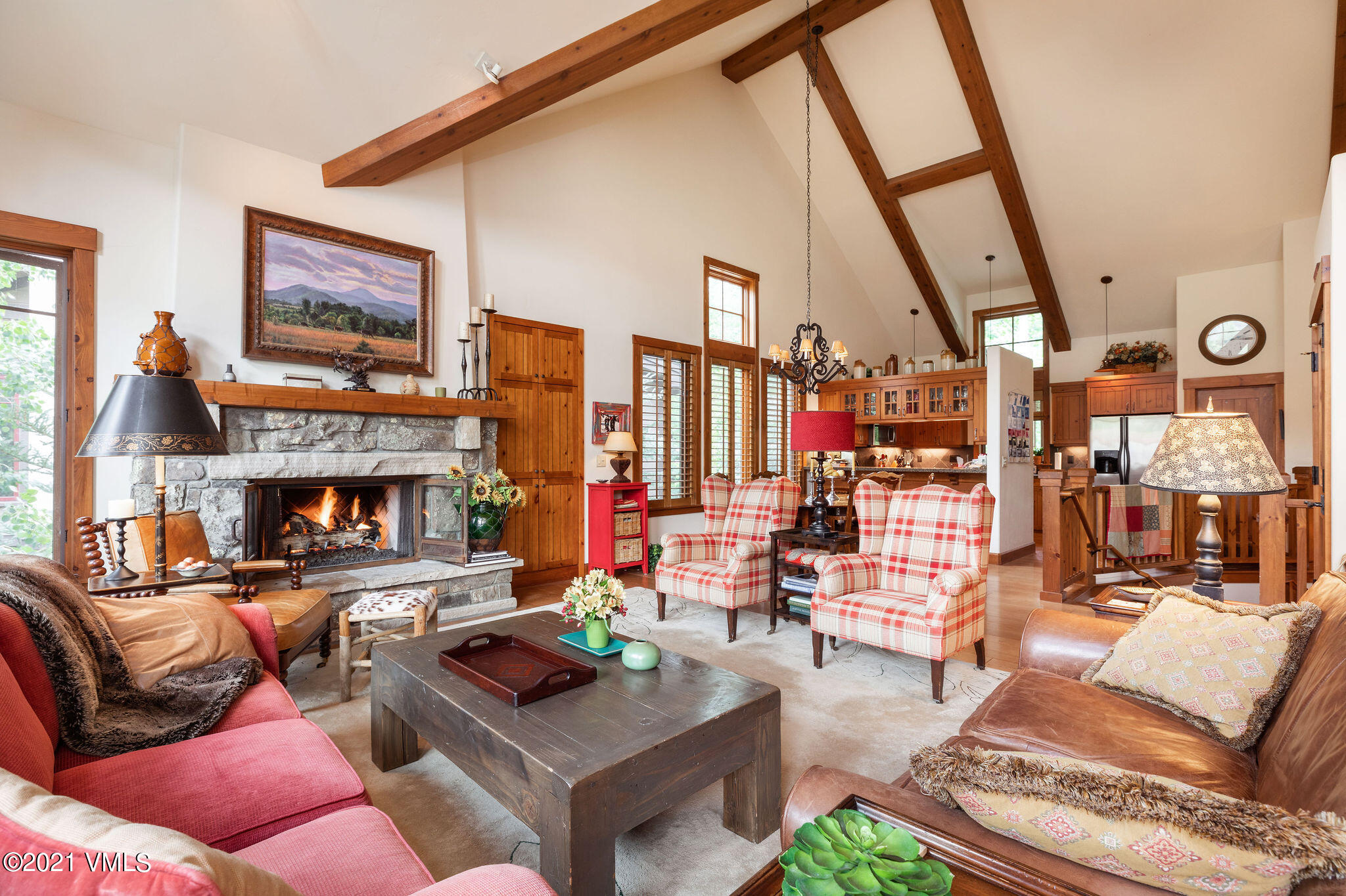 430_cresta_interior_living_b