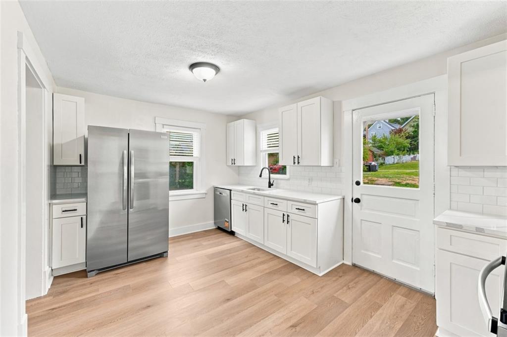 1522 Ridge Avenue Coraopolis, PA 15108 - Photo 13 of 42 Gallery Image 13