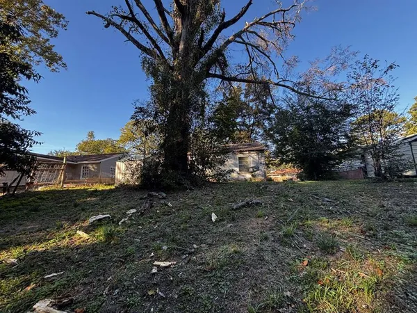 $9,990 | 407 South Park Drive, Springhill, LA 71075