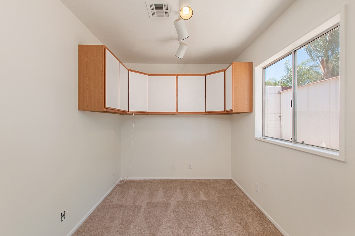 9432 Wharton Road Santee, CA 92071 - Photo 11 of 25